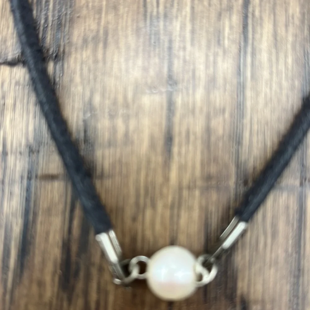 Faux Pearl floats on a Brown Leather Necklace. Choker 70’s vibe Silver Tone